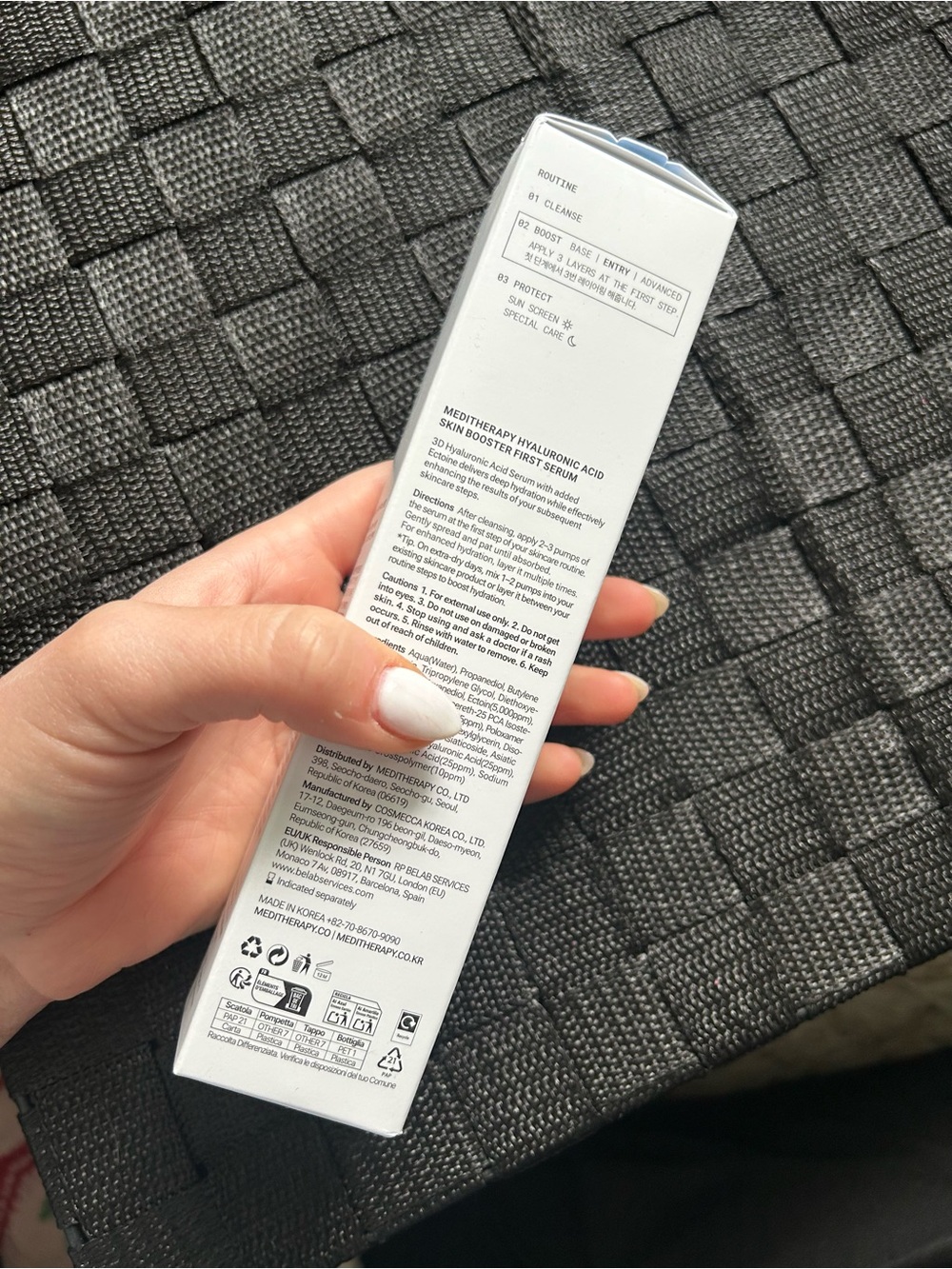 BRAND NEW IN BOX Hyaluronic Acid Skin Booster First Serum - Picture 8 of 8